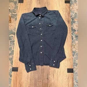 American Eagle Outfitters Chambray Button Down Shirt Medium Dark Wash Western